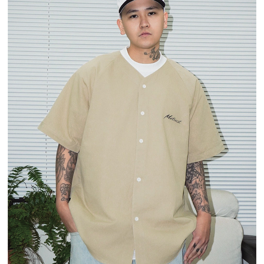 蜜丘琳METRUST简约Logo宽松嘻哈街舞棒球衫短袖开衫