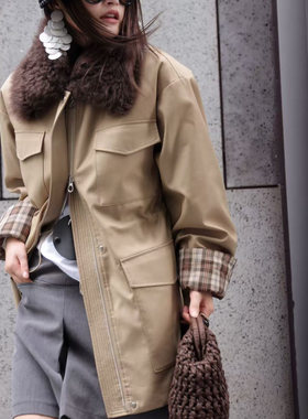 25秋冬季新款女士可脱御皮草领复古工装宽松中长夹克老钱羽绒外套