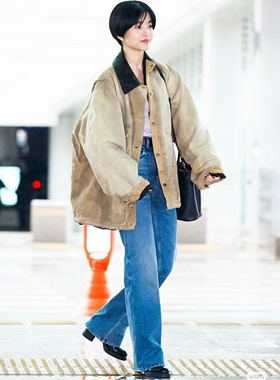 金泰梨同款复古宽松洗水擦色做旧牛仔拼羊皮领一手长复古夹克外套