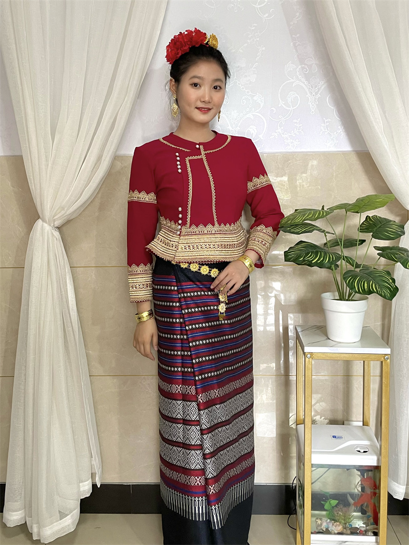 西景傣2022年夏西双版纳傣族服装