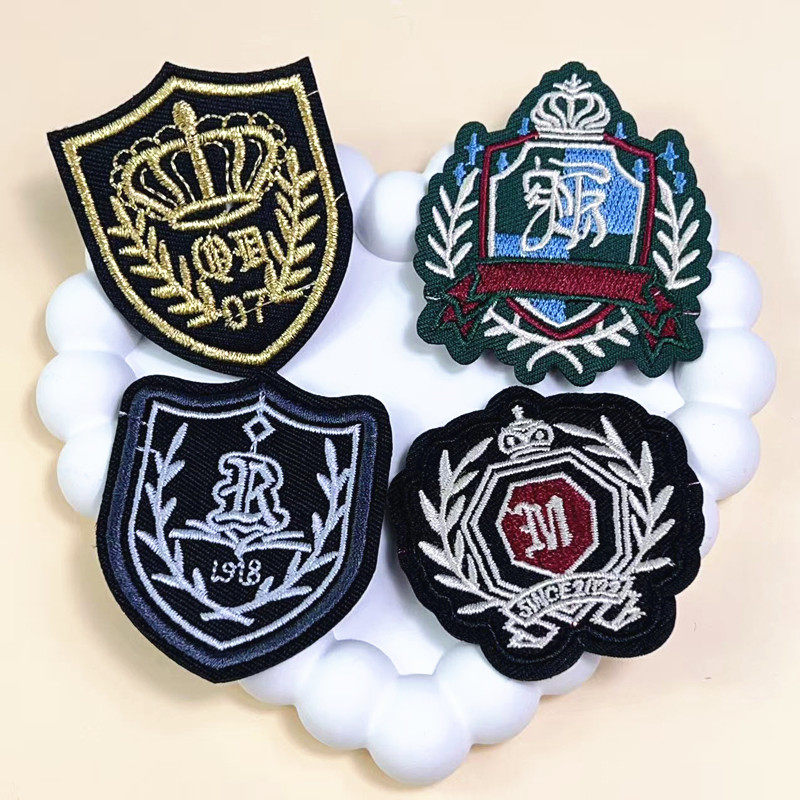 徽章JK西装DIY配饰日系刺绣勋章制服胸章校供日系绣花章校徽校服