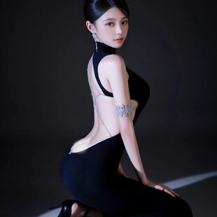 御姐风性感黑色轻奢高级感紧身显瘦气场强大包臀背心连衣裙女夏
