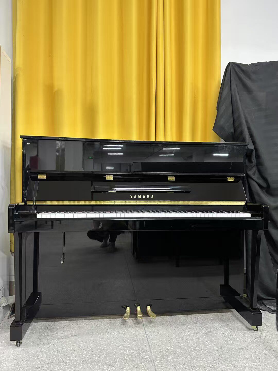 雅马哈钢琴YS2家用专业演奏练习考级121高端立式钢琴2021