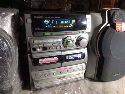 原装进口爱华NSX-SV8组合音响，成色新，功能全好的，带遥控器
