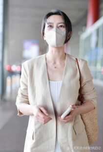 高圆圆街拍同款亚麻本色法式复古中长款名媛极简风套装V字领西服