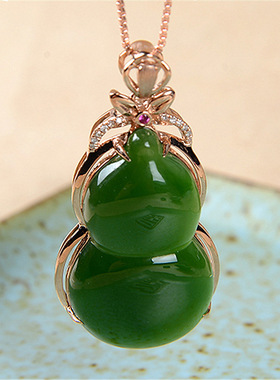 18k碧玉吊坠和田玉葫芦女