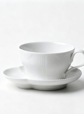 促销唐草纹法式浮雕陶瓷咖啡杯碟白色咖啡杯碟花壶花瓶居家装饰品