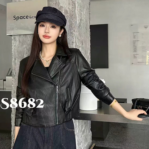 欧货黑色蛋白皮衣外套女春2026新款时尚流行机车正肩短夹克小个子