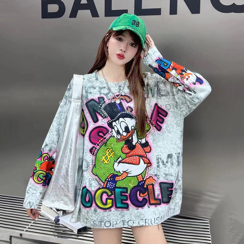 欧货大码叮当猫印花毛衣女2025秋冬款重工烫钻宽松减龄卡通上衣
