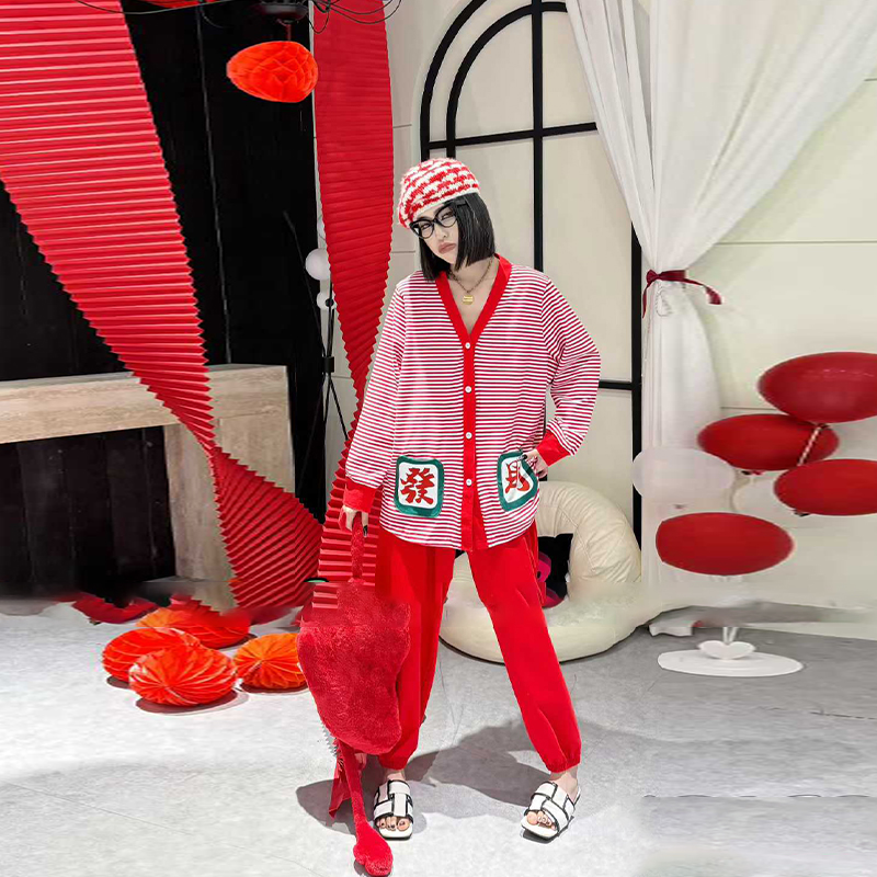 V领长袖条纹上衣长裤发财两件套