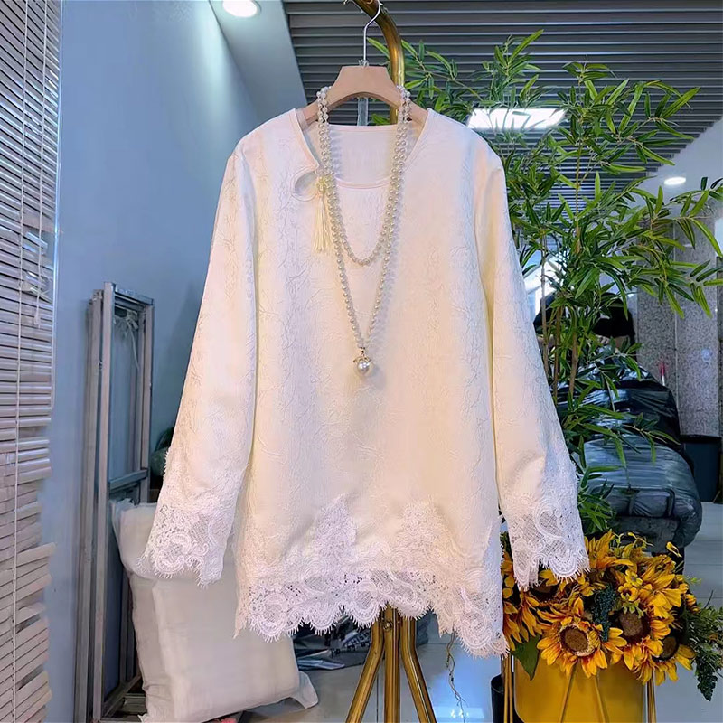 胖妹妹圆领镂空袖口摆拼蕾丝上衣加大码女装甜美简约休闲宽松小衫