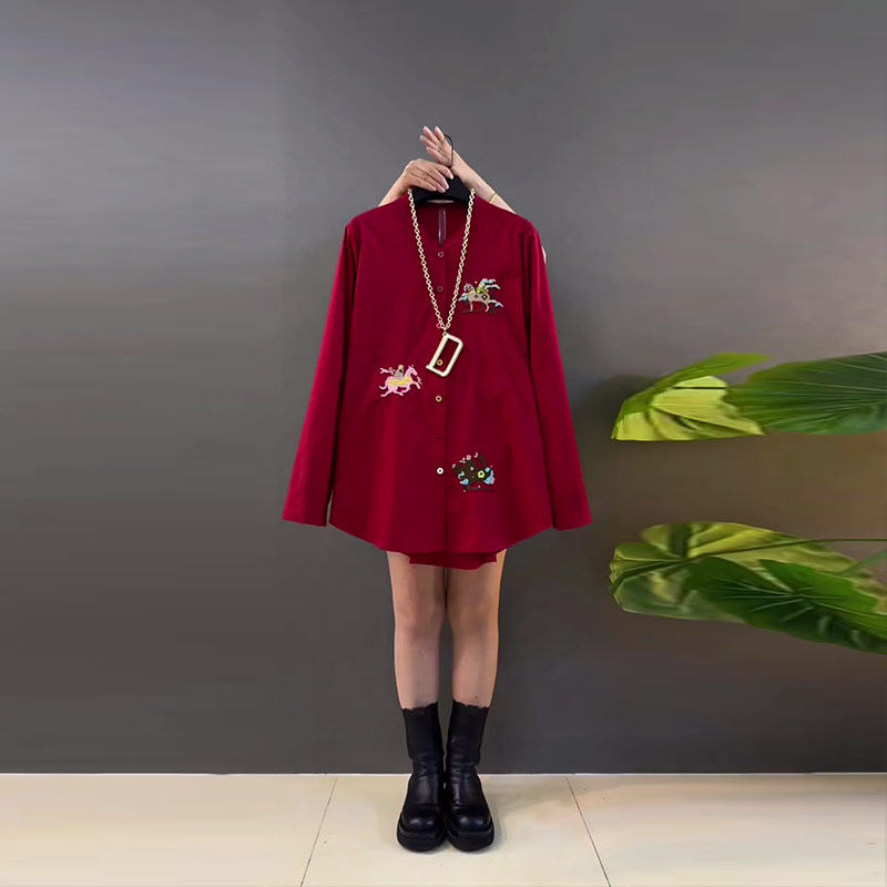 大码女装立领刺绣花长袖衬衫胖妹妹宽松遮肚子减龄秋冬款百搭上衣,女装/女士精品,大码内搭,淘宝优惠券,粉丝福利购,淘宝优惠卷