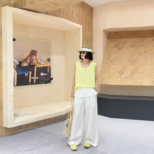 大码女装圆领净版背心