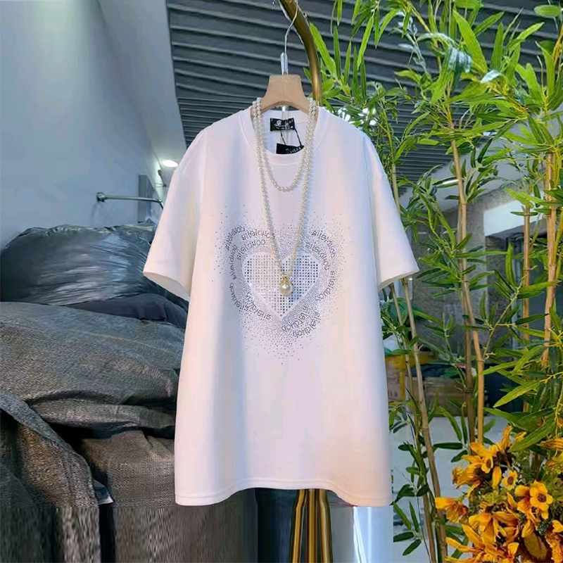 加肥亮钻爱心图案短袖上衣