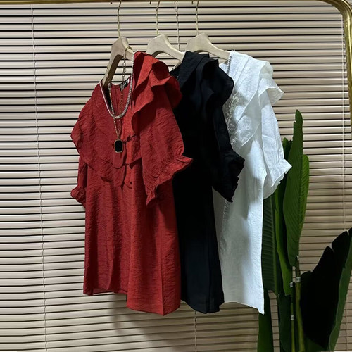 大码领口亮钻荷叶边小衫