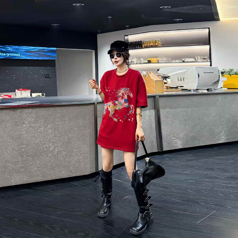 加肥彩色花朵图案短袖T恤衫