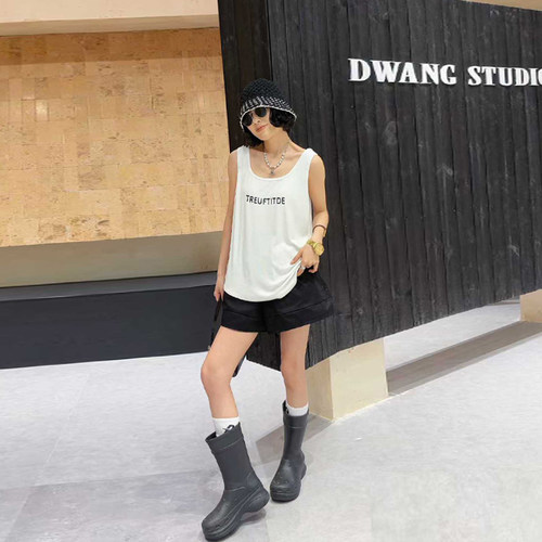 大码女装圆领前字母背心