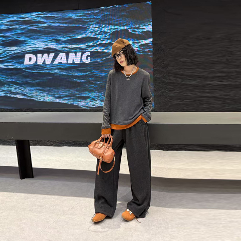 大码女装拼色边长袖上衣