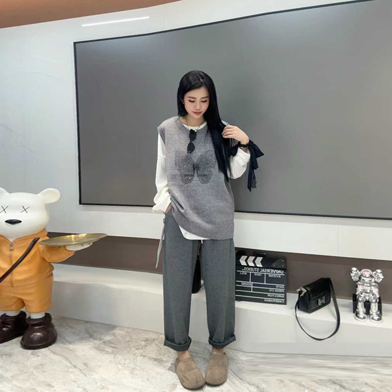 圆领蝴蝶结套头针织马甲