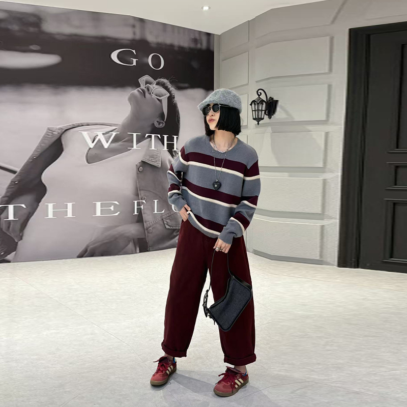 大码女装圆领条纹长袖上衣