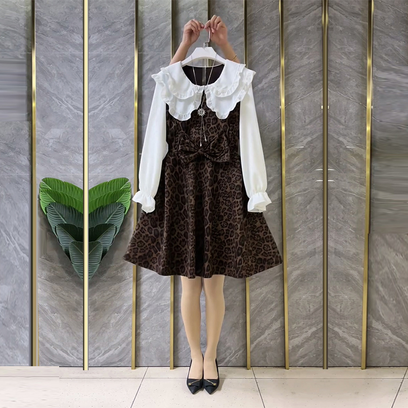 双层娃娃领拼色长袖假两件连衣裙