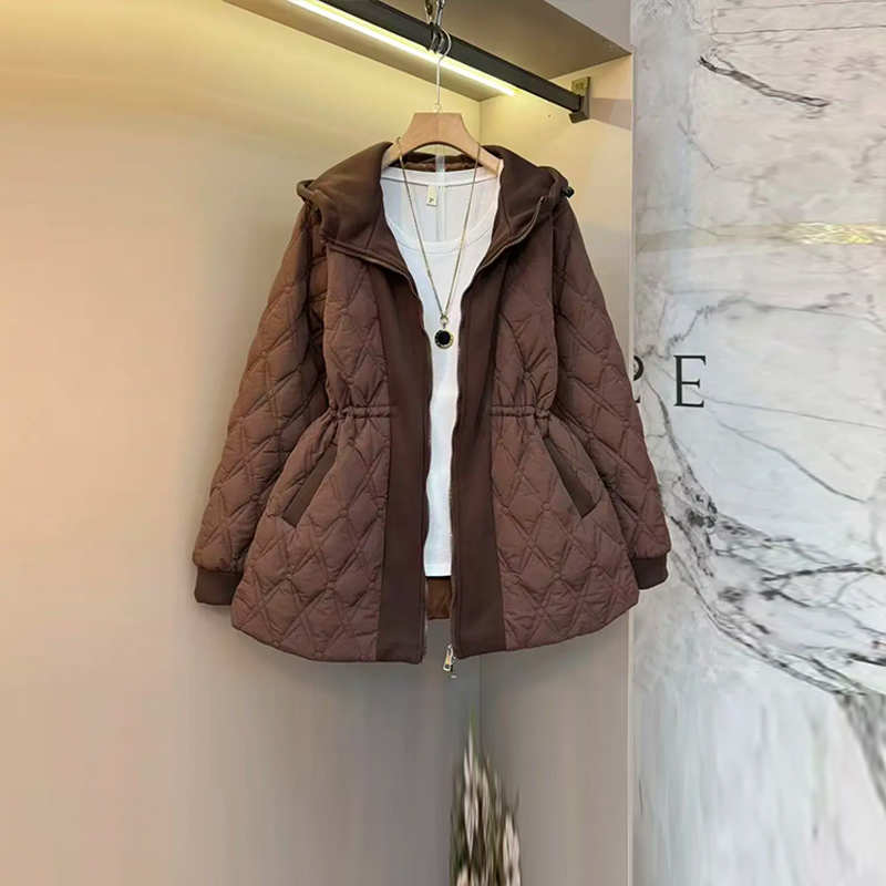 连帽收腰菱形格夹棉外套