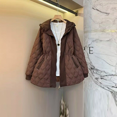 连帽收腰菱形格夹棉外套