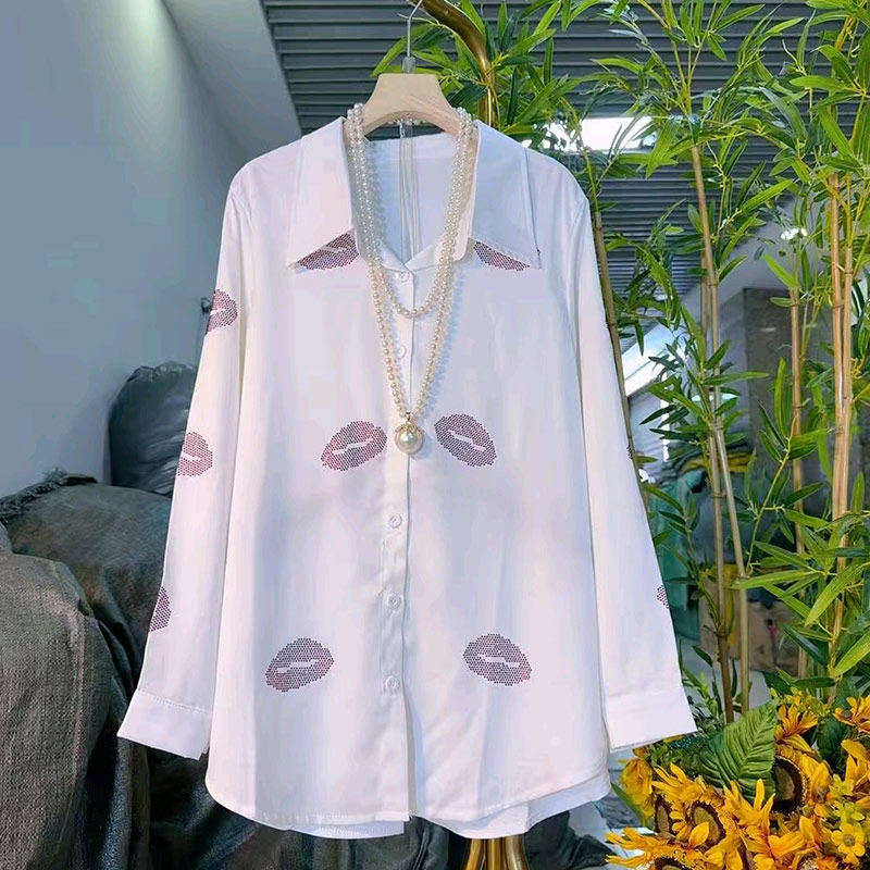 翻领长袖亮钻图案衬衫