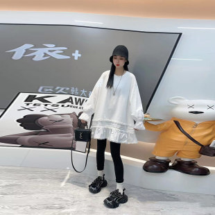 上衣韩版 小衫 大码 宽松休闲大版 女装 胖妹妹圆领拼接荷叶边底摆长袖