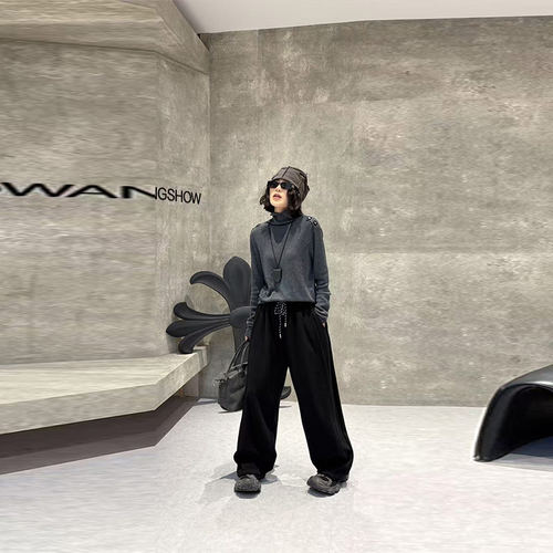 大码女装高领纽扣肩长袖上衣