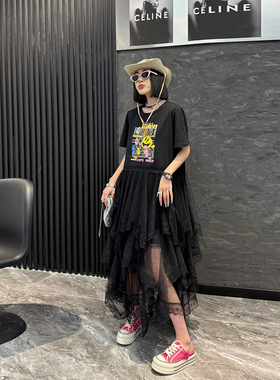 加肥卡通图案拼接网纱裙摆连衣裙胖妹妹黑色减龄洋气中长款休闲裙