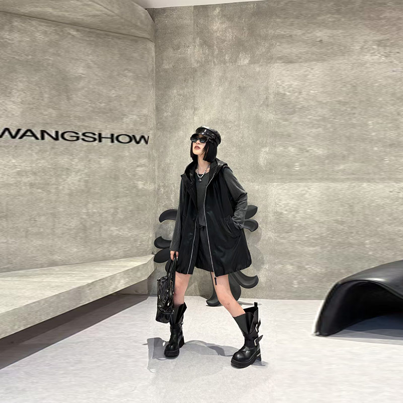 大码女装连帽拉链皮马甲