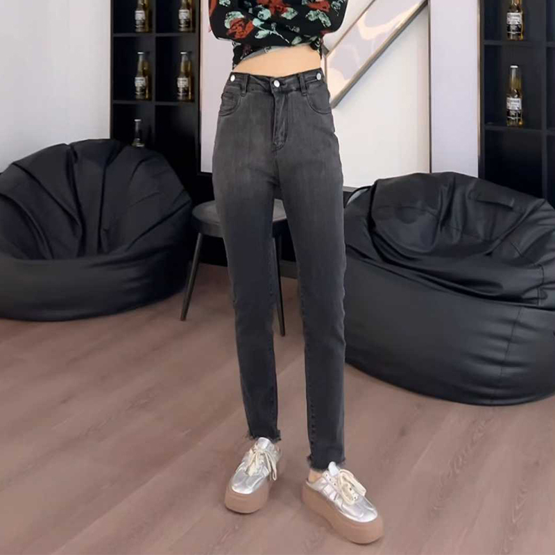 大码女装修身小脚裤子