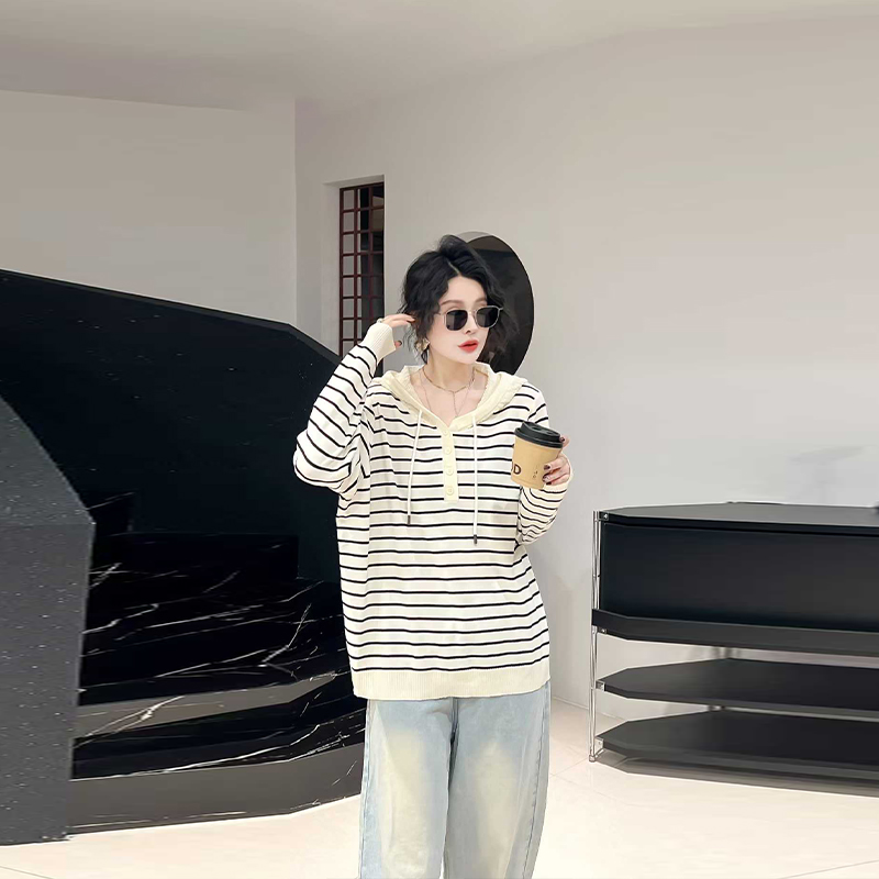 大码女装连帽长袖条纹上衣