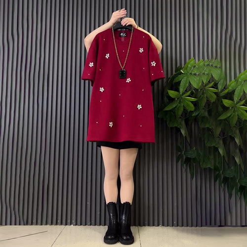 加肥圆领短袖亮钻T恤衫