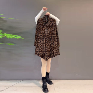女装 欧洲站宽松遮肚子大码 百搭上衣 豹纹大衫 胖妹妹高领斜底摆长袖