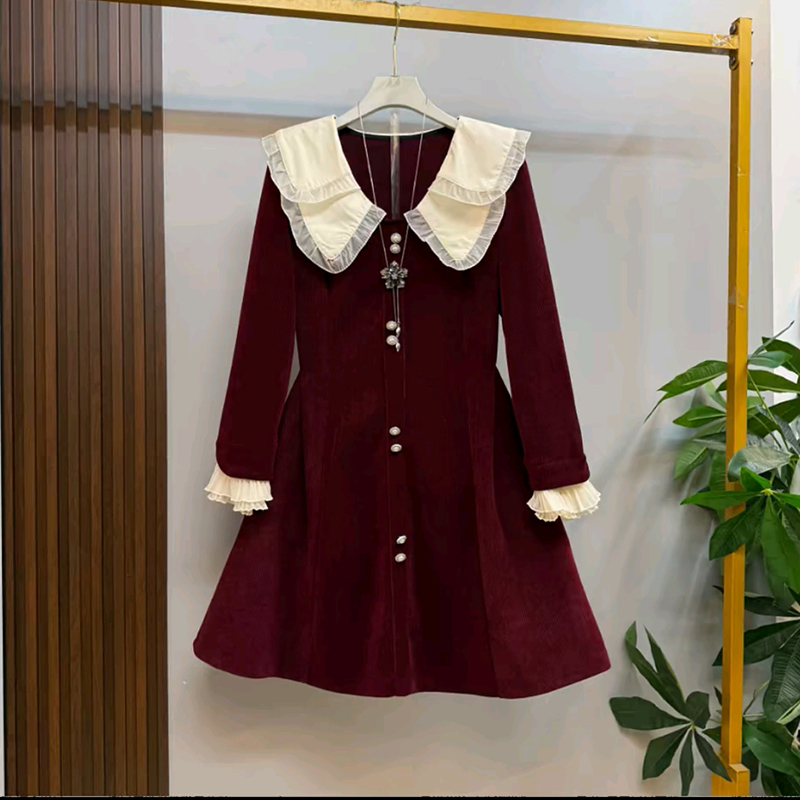 胖妹妹加肥拼色娃娃领长袖连衣裙大码女装韩版减龄中长款淑女裙潮