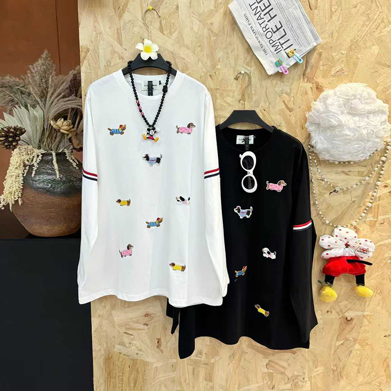 拼色条卡通图案长袖上衣