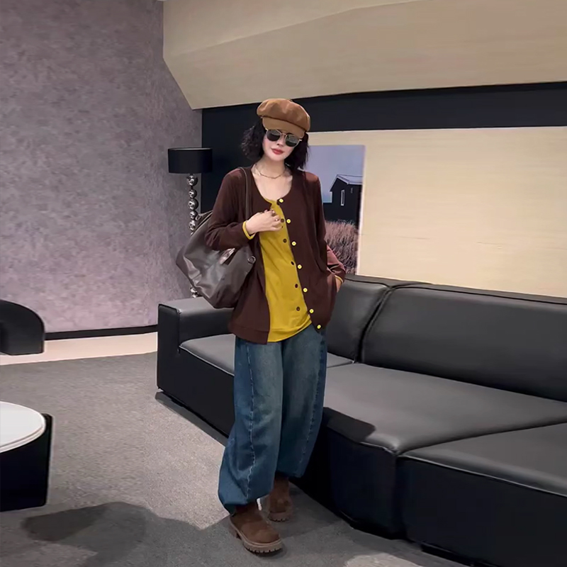 圆领长袖拼色假两件上衣