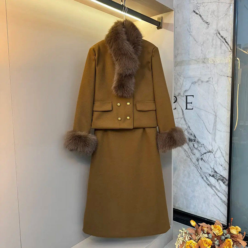 胖妹妹毛毛袖口洋气上衣长款半身裙大码女装设计感显瘦通勤两件套,女装/女士精品,大码套装,淘宝优惠券,粉丝福利购,淘宝优惠卷