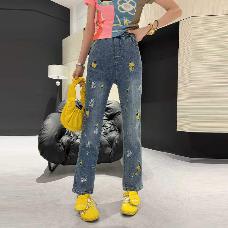 加肥女松紧腰亮钻花朵九分裤欧洲站宽松遮胯时尚减龄胖妹妹牛仔裤,女装/女士精品,大码裤装,淘宝优惠券,粉丝福利购,淘宝优惠卷