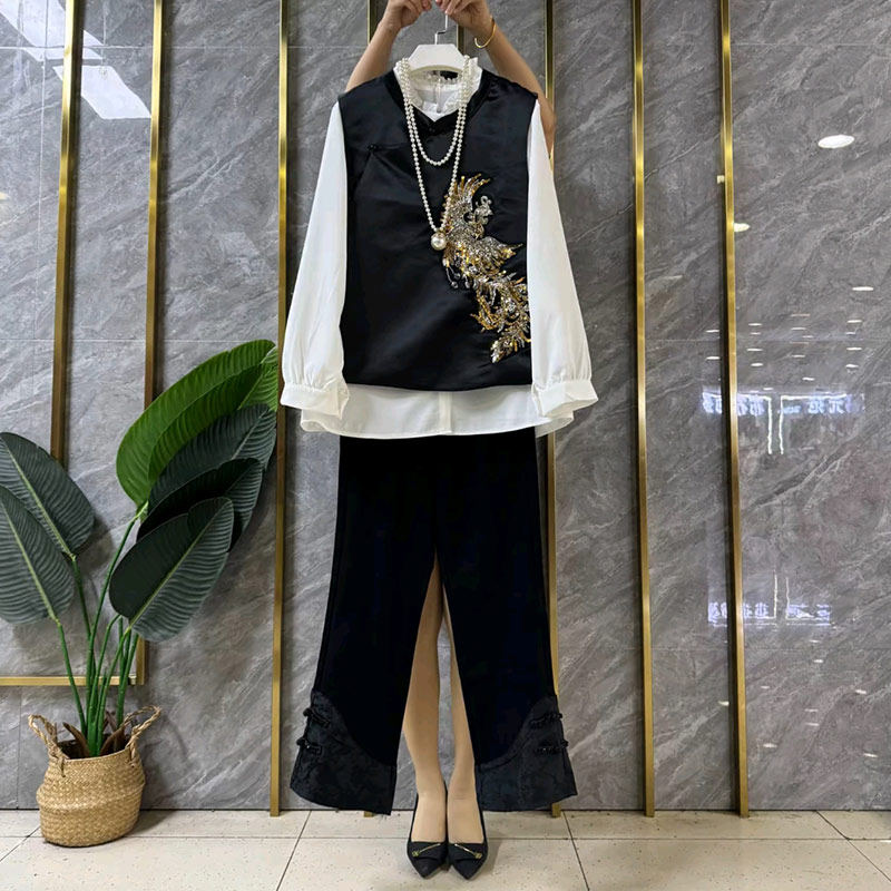 大码女装刺绣花马甲长袖打底衫复古两件套胖妹妹黑色盘扣裤脚裤子,女装/女士精品,大码套装,淘宝优惠券,粉丝福利购,淘宝优惠卷