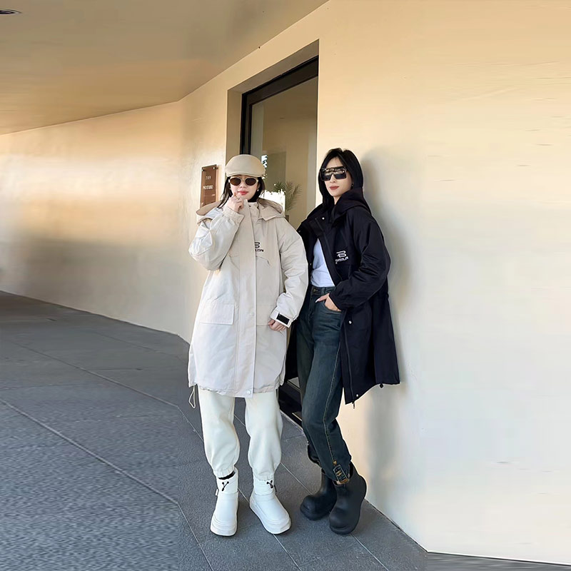 连帽中长款收腰加棉冲锋衣外套