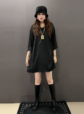 胖妹妹V领拼接T恤衫220斤大码女装黑色显瘦休闲百搭宽松显瘦上衣