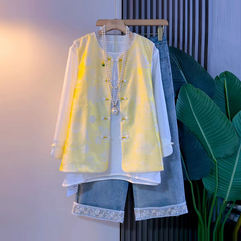 加肥大码女装圆领暗花国风马甲盘扣袖口打底衫胖妹妹阔腿牛仔裤子