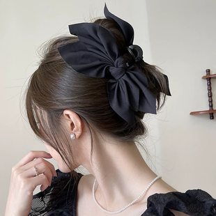 在逃公主抓夹~~赫本蝴蝶结抓夹中号发量多高级感发夹女后脑勺盘发