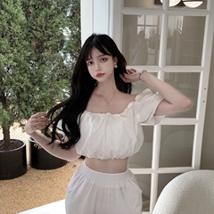 Real price! One shoulder bubble sleeve cloud top