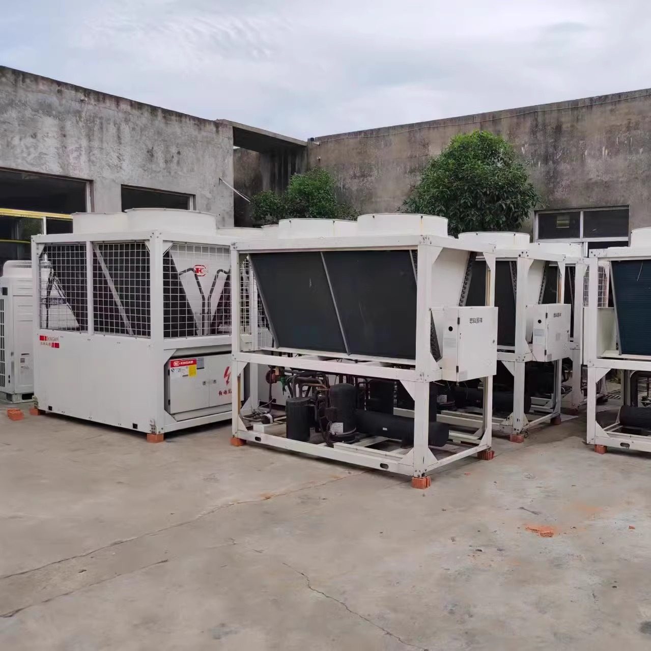 二手风冷模块水机组(国祥)商用中央空调65/130KW