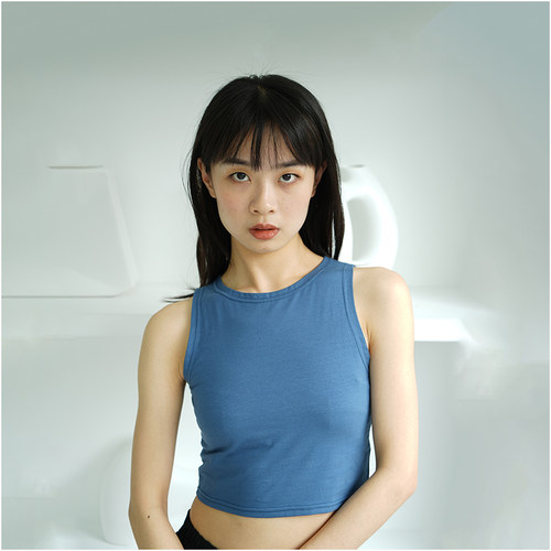 现代紧身短款瑜伽健身运动上衣