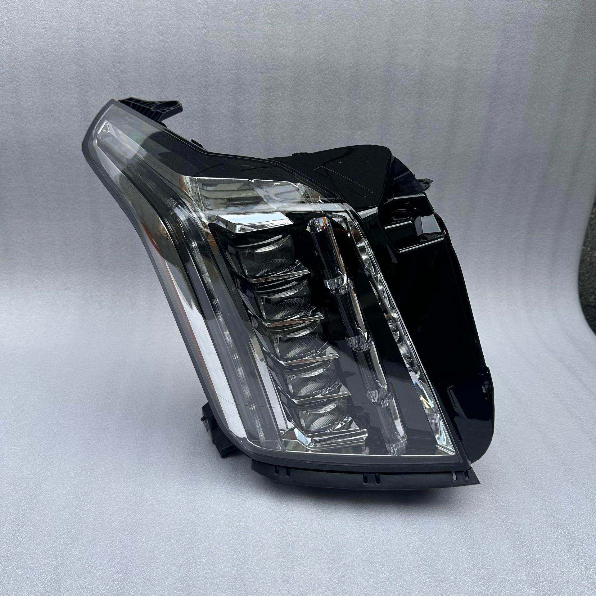 适用于凯迪拉克ESCALADE2015-2020年前照明头灯84216044/84580183